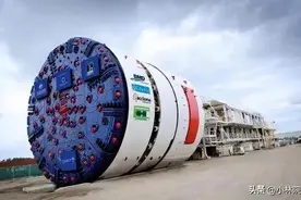 印度花重金买下我国8台盾构机，本想偷学技术，却发现竟不会组装图片