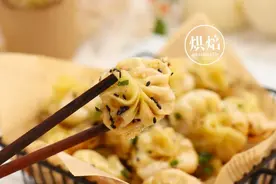 全网最火拇指生煎 和面发面都不用 3块钱云吞皮做一大锅 一口嘎嘎香图片