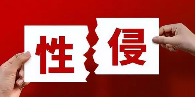 重庆“司法巨贪”文强，交过12名女星，霸占警花10多年