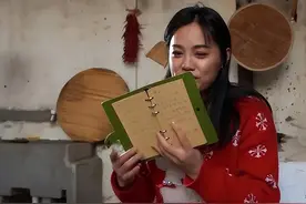 700万人见证感人一幕：“最美军嫂”樊小慧终于与戍边丈夫团聚了！异地婚姻8年，见面不过10次图片