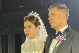 65岁姚安濂女儿结婚！高鑫文章亲自送祝福，唯独没有母亲的身影图片