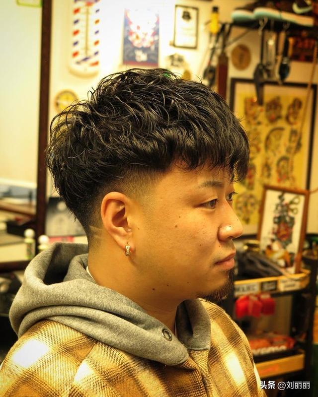 男生发型设计与脸型搭配图片学生,今春男发别乱剪,试试这十几款,越剪