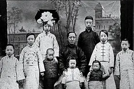 大清覆灭后，格格们都嫁给了谁？其实好些明星都是满清贵族后裔！图片