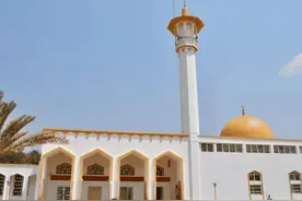 卢旺达抄中国作业，一手烂牌打成王炸图片