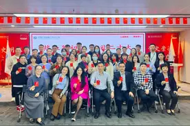 中国大地保险江苏分公司开展“热血鉴初心 献礼二十大”无偿献血活动图片