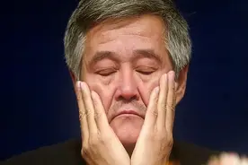 08年赵本山春晚后台崩溃大哭，跟宋丹丹坦言：要不是咱俩就完了！图片