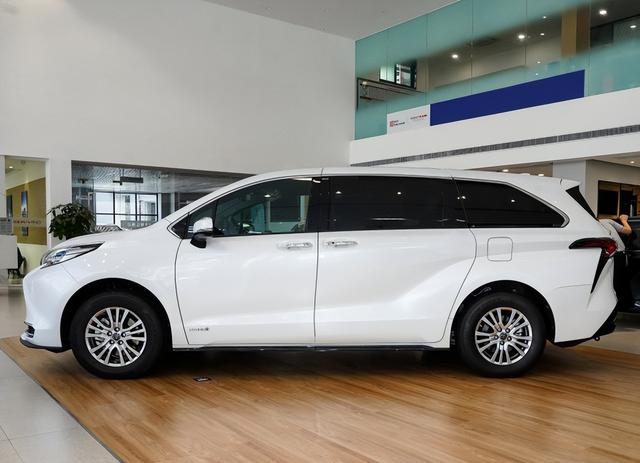 我是安徽车主，37.98万拿下丰田赛那SIENNA，开了500公里