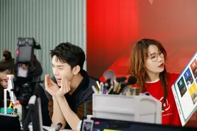 李佳琦半隐退，“普通女孩”旺旺是如何上位的？图片