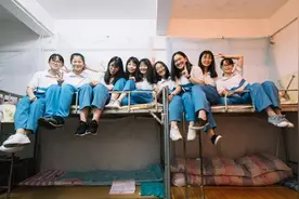 十年后的高中同学盲盒：光鲜背后，各有困境图片