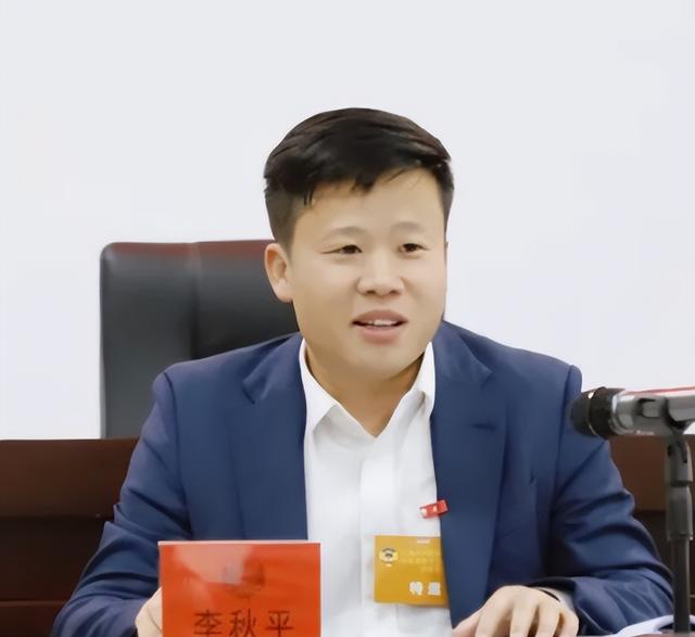 拯救李秋平的人终于出现了！周书记老婆酒后吐真言，事迹更毁三观