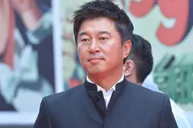 歌坛一哥满文军，亲手将老婆送进牢狱，如今离婚葬送事业图片
