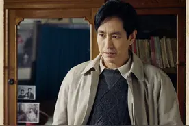 《人世间》主演成泰燊：曾是炼钢工人，40岁做父亲，乐做儿子控图片