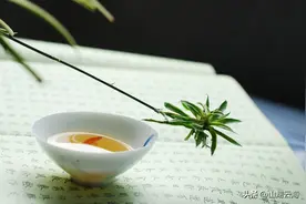 人海的离散，各有归途图片