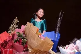 揭秘伟人唯一曾孙女，外貌神似杨开慧，14岁气质高雅颇具艺术天赋图片