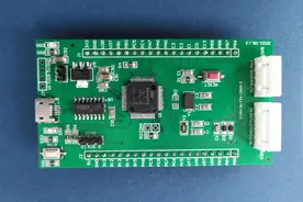 从0到1，手把手实战：STM32最小系统核心板图片