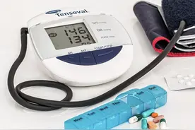 夏天吃降压药血压降到100/60，需要停药吗？实实在在讲出真相图片