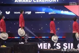 排面！休斯敦赛场同时升起四面五星红旗图片