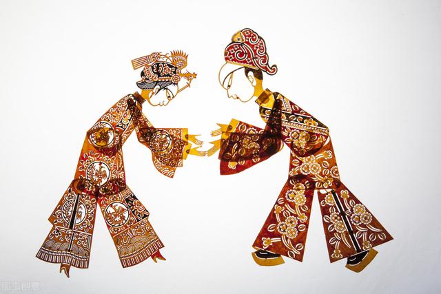 经常出轨的女人，通常会有这些表现，男人要心里有数