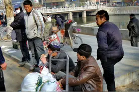 鱼泡网分享：今年工地招人骗术多，干完活拿不到钱！工友要当心图片