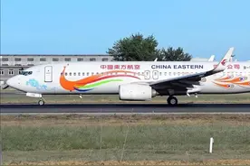 2分钟下降8000米，东航一架波音737飞机坠毁，有哪些可能的原因？图片