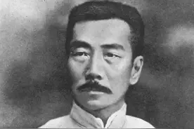 《孔乙己文学》——当代青年的“长衫”情结图片