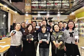 “盟友探店团”栏目开播啦! 志愿者组团探店助推街坊经济 商家出资参与基层治理图片