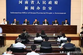 2022年中国公路自行车联赛暨河南黄河国际公路自行车赛十月鸣枪开赛图片