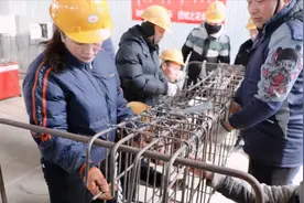 国有企业下岗买断工龄的职工退休时以前的工龄算视同缴费年限吗？图片