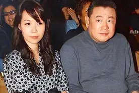 刘銮雄把过往女友挨个数落，唯独不提原配半句，真相实在令人唏嘘图片