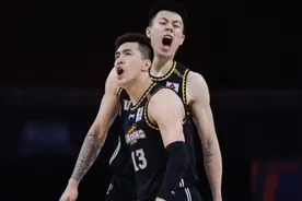 赵岩昊颅内出血！进入昏迷状态，球迷：一定要没事啊图片
