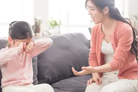 被孩子激怒，训斥娃后又后悔自责，该怎么办？图片