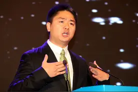 一封美国来信，揭开“双面人”刘强东图片