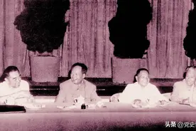 1961年邓小平的庐山之行图片