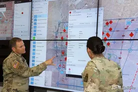 美国不断在中国周围增兵，解放军两大动作亮明态度图片