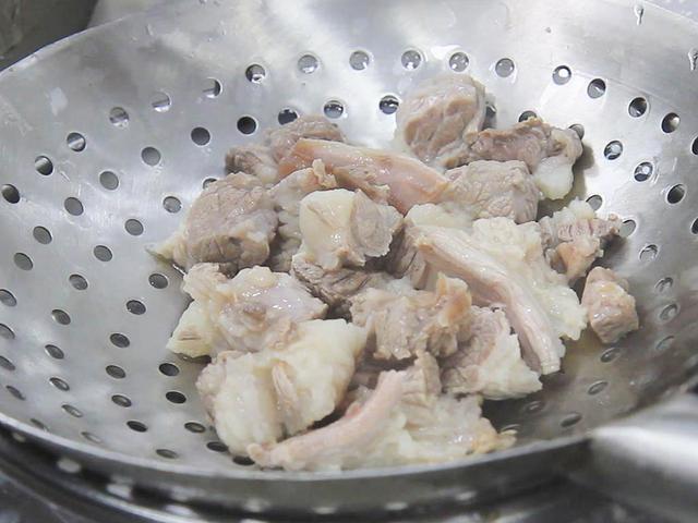 “立秋到，贴秋膘”，建议：少吃西瓜和苦瓜，多吃5道“硬”菜