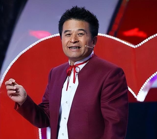 这一次，“消失”8年的毕福剑，终于不再被世人所原谅