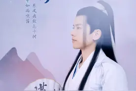 白衫袭袭，青丝低垂！张杰七夕古装造型你期待吗？图片