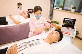 打着“采耳”的幌子，提供“不正经的服务”？派出所：不允许躺采图片