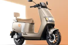 雅迪冠能探索E10电摩发布：72V 38Ah石墨烯电池，4990元起图片