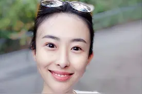 “第一车模”翟凌：被前男友报复声名尽毁，如今苦尽甘来终无遗憾图片