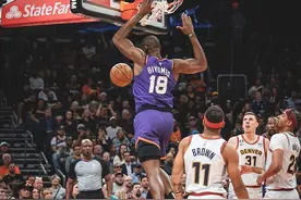 关键2防1助锁胜局：杜兰特33分钟轰30+4谁还质疑 太阳5战5胜真狠图片