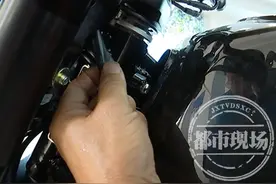 鹰潭：价值5万的摩托打不着火，生意送上门，修车师傅直接报了警图片