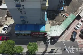 楼下住户拆承重墙搭违 楼上住户心慌慌|解忧帮图片