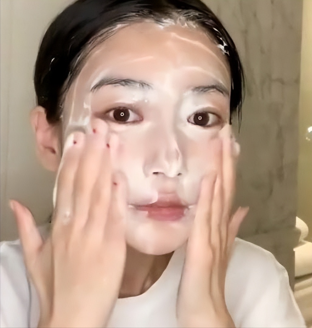 鐩樼偣4娆锯€滄补鐨礂闈㈠ザ鈥濓細浠锋牸涓嶈吹锛屾帶娌硅繕淇濇箍锛屽€煎緱灏濊瘯