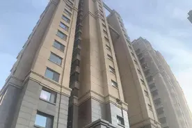 保定一小区电梯现连续困人事件，市场监管局：电梯已停运检测图片