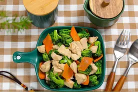 一份科学的减脂餐是怎样的？牢记3个准则，附：一日三餐食谱示例图片