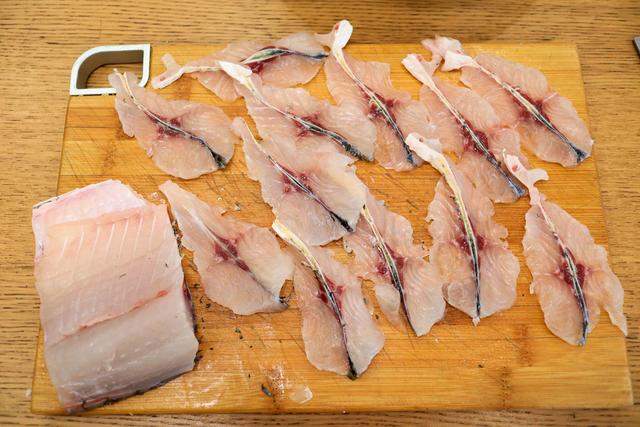 花胶鱼头汤 2026年花胶鱼头汤的功效与作用