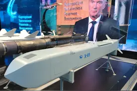 拉个皮换个名当新导弹卖，俄罗斯展出KH-69空射巡航导弹图片