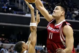 NBA想要站扣有多难？2米26的姚明都不行 历史仅4人做到图片