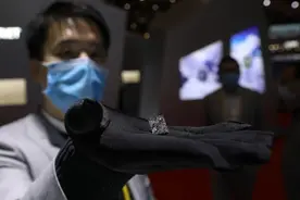 这个河南小城，何以成为“钻石之都”图片
